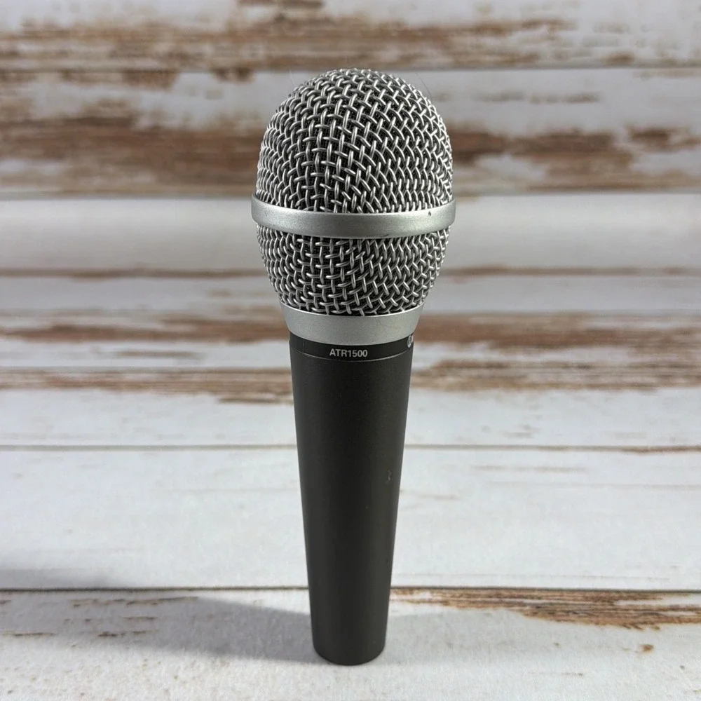 Audio‑Technica ATR1500 XLR Dynamic Vocal Microphone On/Off Switch Used